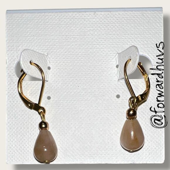Bundle Sale 3 for $15 | Beige Teardrop Beads – Latchback Hooks - Picture 5 of 6